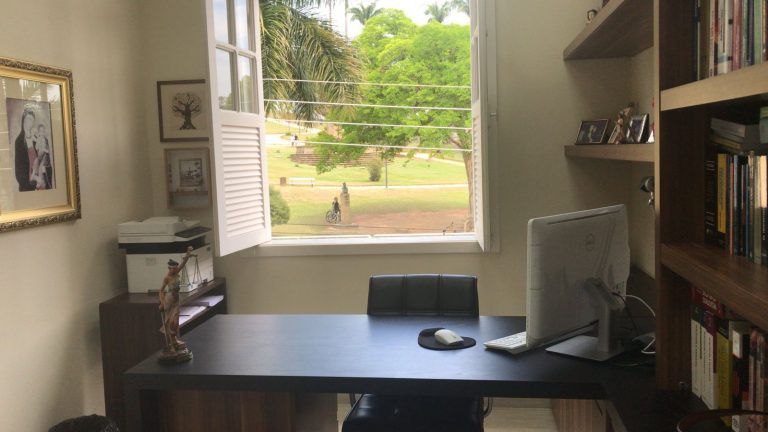 532b9b26-5d85-4d4c-bbae-403072e9c847